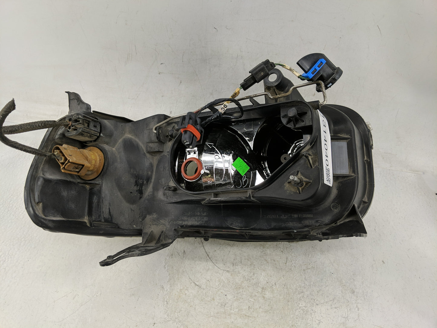 2005-2007 Ford Escape Passenger Right Oem Head Light Headlight Lamp - Oemusedautoparts1.com
