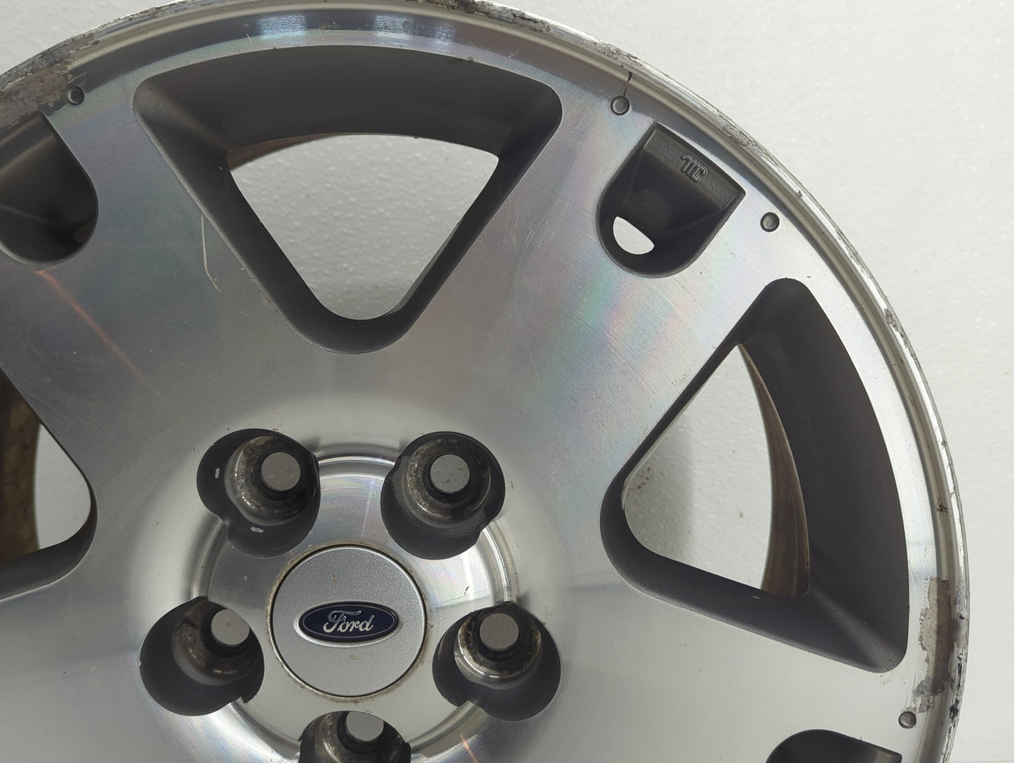 2001-2007 Ford Escape Oem Wheel Rim - Oemusedautoparts1.com