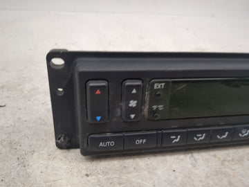 2005-2006 Ford Expedition Climate Control Module Temperature AC/Heater Replacement P/N:5L14-18C612-AE 2W1H-19D820-AB Fits OEM Used Auto Parts
