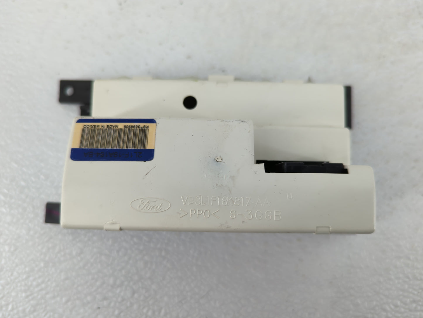 1999-2006 Ford Expedition Radio AM FM Cd Player Receiver Replacement Fits Fits 1999 2000 2001 2002 2003 2004 2005 2006 OEM U