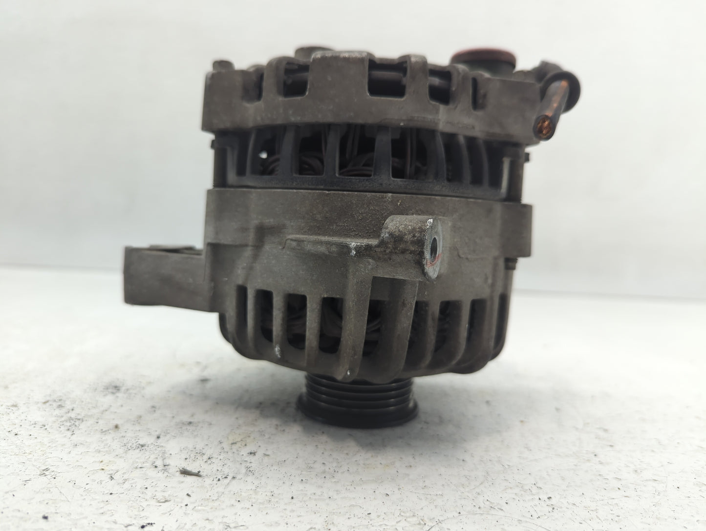 2005 Ford Expedition Alternator Replacement Generator Charging Assembly Engine OEM P/N:0501215 5L7T-CB, 62116, 6L7T-AA Fits