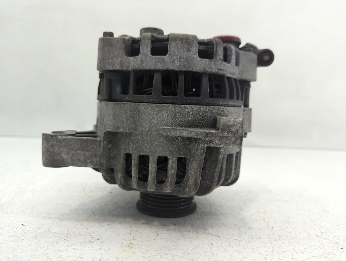 2005-2006 Ford Expedition Alternator Replacement Generator Charging Assembly Engine OEM Fits Fits 2005 2006 OEM Used Auto Pa