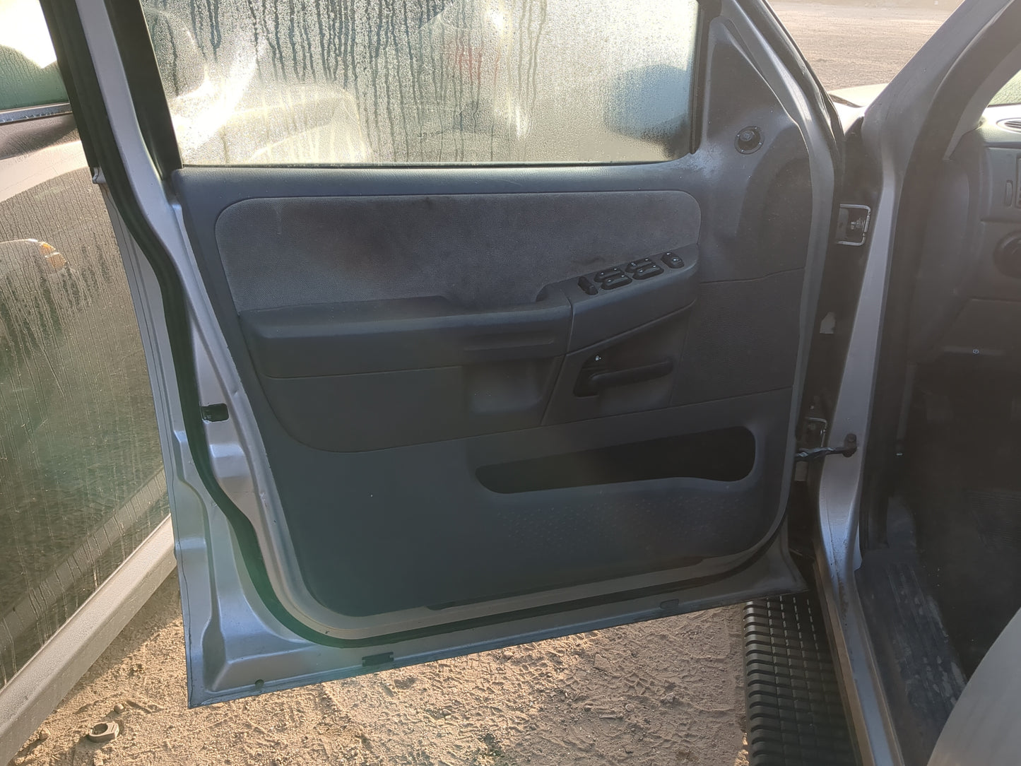 2005 Ford Explorer Front Left Driver Interior Door Panel Trim - Oemusedautoparts1.com