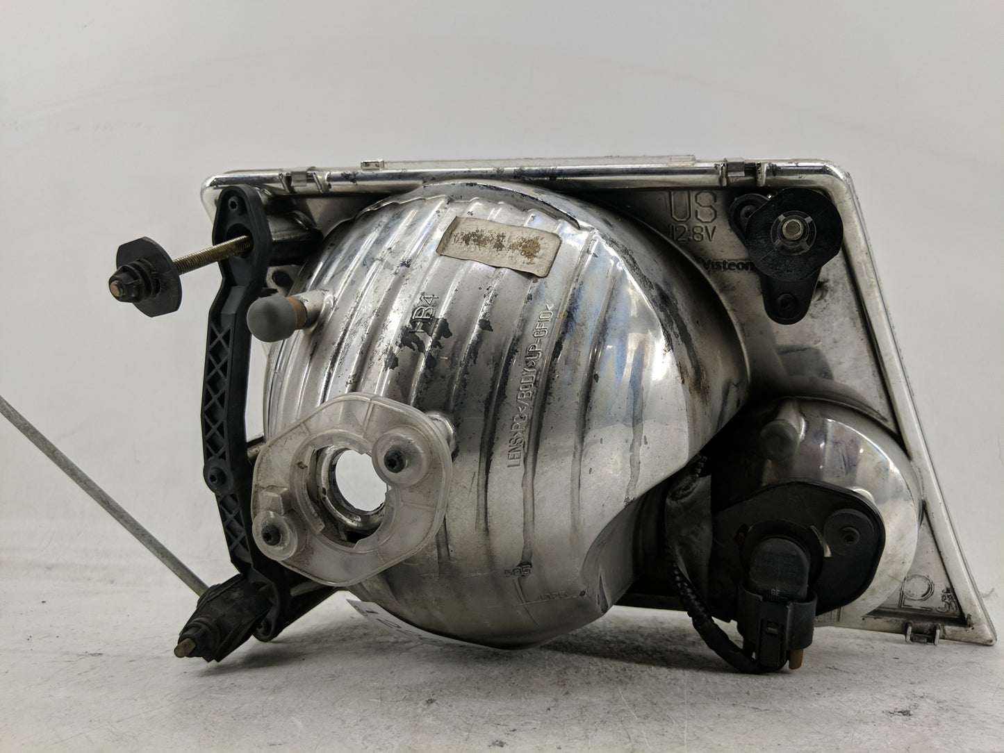2002-2005 Ford Explorer Driver Left Oem Head Light Headlight Lamp - Oemusedautoparts1.com