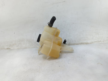 2002-2005 Ford Explorer Radiator Coolant Overflow Expansion Tank Bottle 1466965