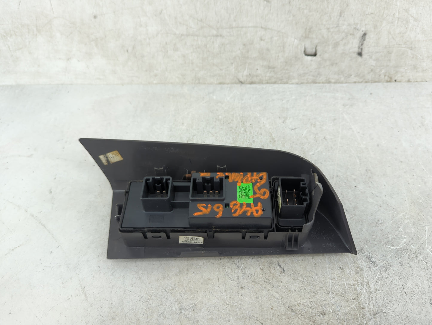 2002-2005 Ford Explorer Master Power Window Switch Replacement Driver Side Left P/N:4L21-14540-AAJADS SA1DD6811A Fits OEM Us