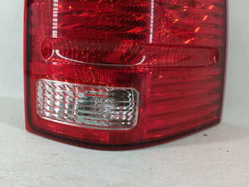 2002-2005 Ford Explorer Tail Light Assembly Passenger Right OEM P/N:5480780 1L2X-13B504-B Fits Fits 2002 2003 2004 2005 OEM Used Auto Parts