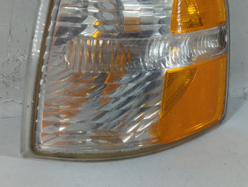 2004-2005 Ford Explorer Driver Left Oem Front Light Lamp