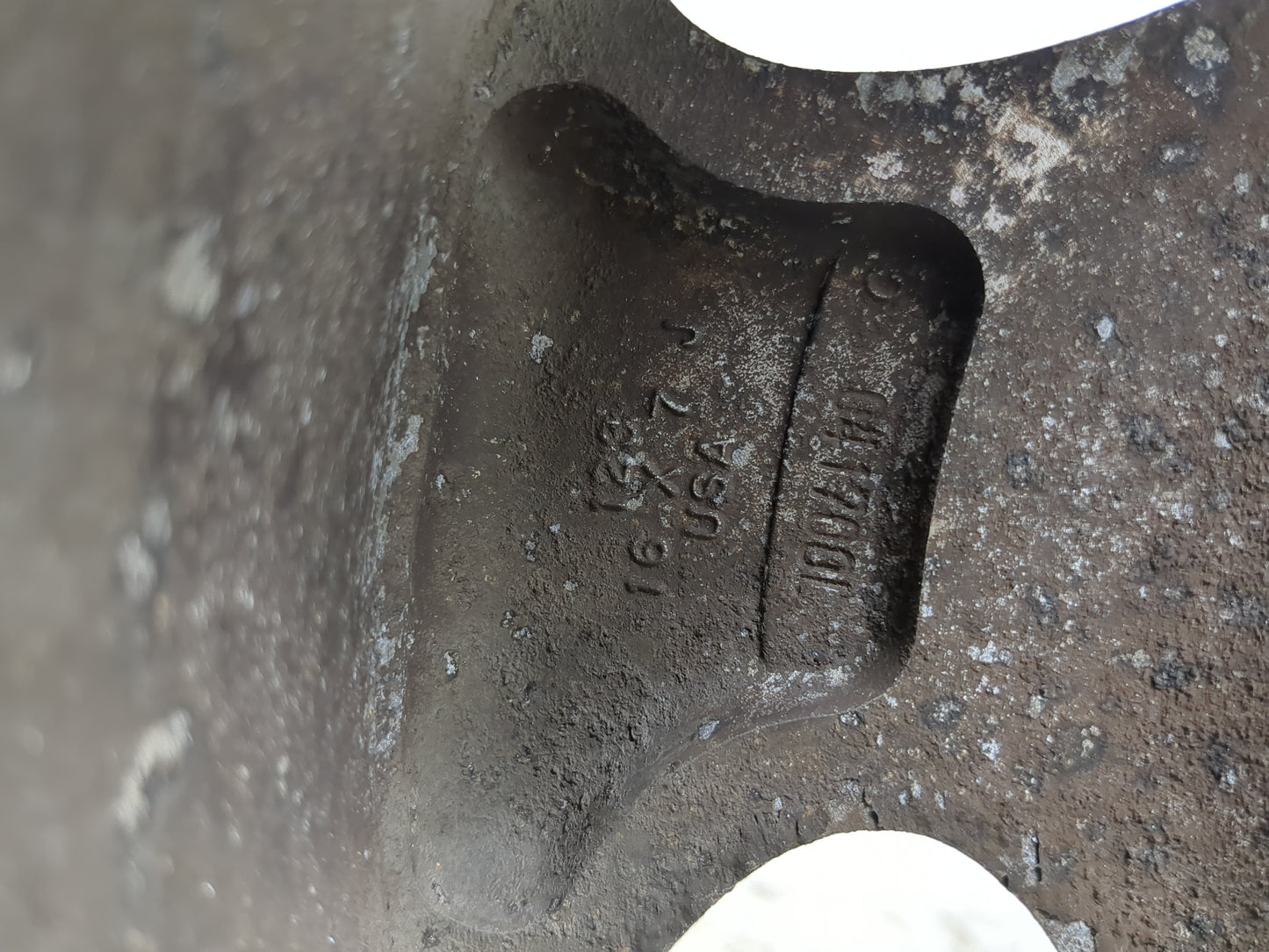 2001-2005 Ford Explorer Sport Trac Oem Wheel Rim - Oemusedautoparts1.com