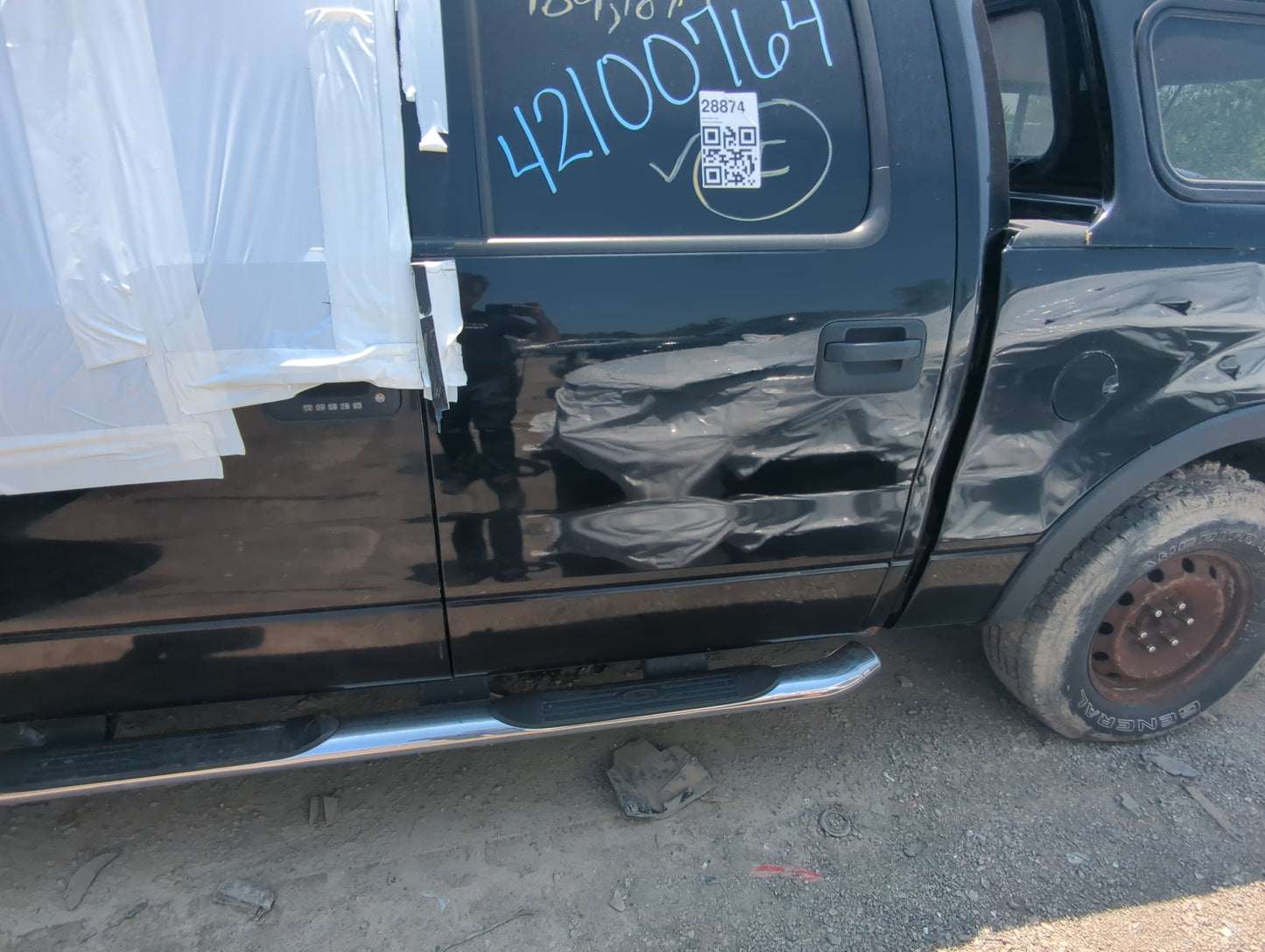 2004-2005 Ford F-150 Driver Rear Door Oem - Oemusedautoparts1.com