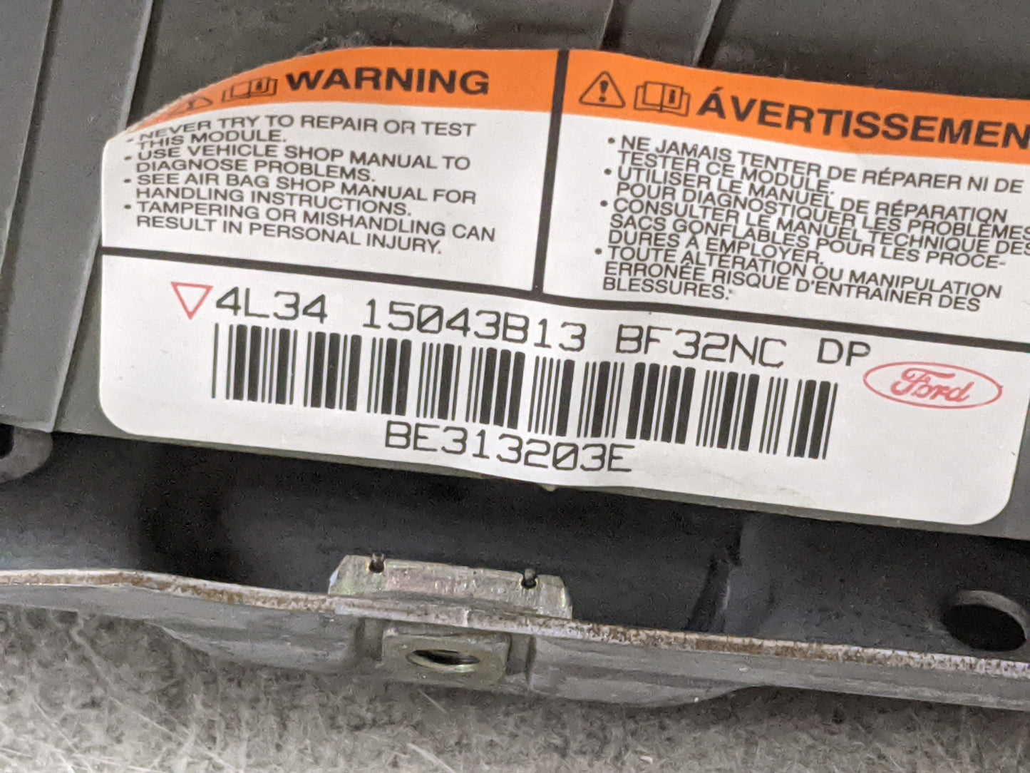 2004-2008 Ford F-150 Air Bag Driver Left Steering Wheel Mounted 1477476 - Oemusedautoparts1.com