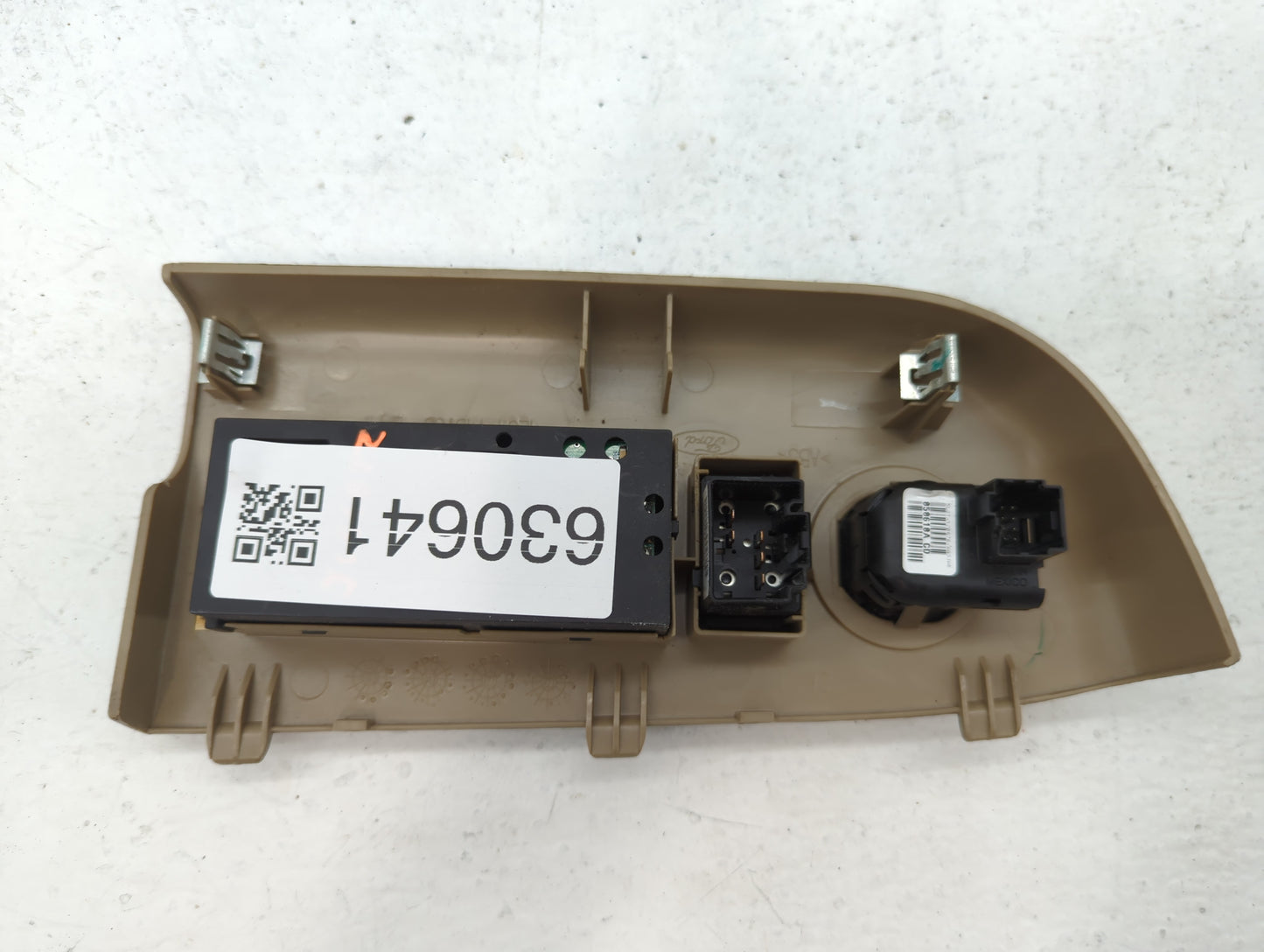 2004-2008 Ford F-150 Master Power Window Switch Replacement Driver Side Left P/N:5L5T-14B133-BBW Fits OEM Used Auto Parts -