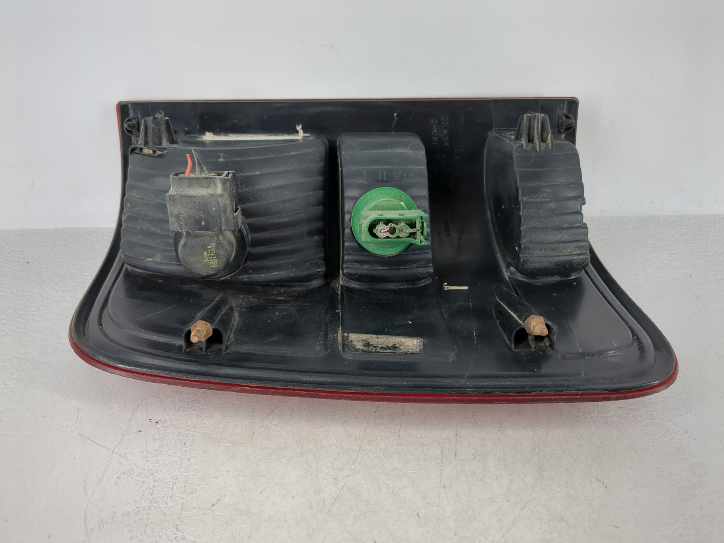 2004 F-150 Passenger Right Side Tail Light Taillight Deck Lid Mounted - Oemusedautoparts1.com
