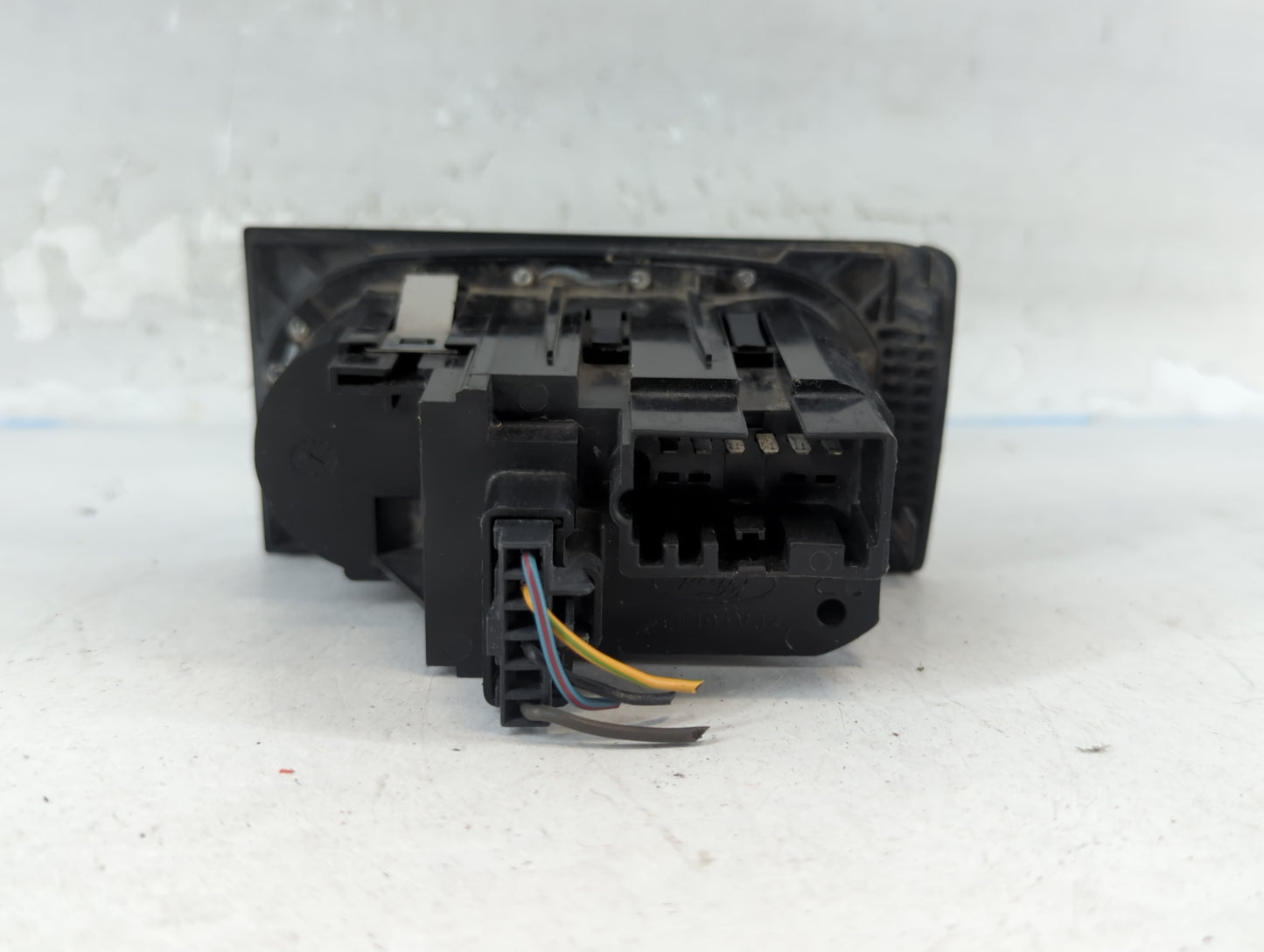 2005-2007 Ford F-250 Super Duty Headlight Head Light Switch Lamp Control - Oemusedautoparts1.com