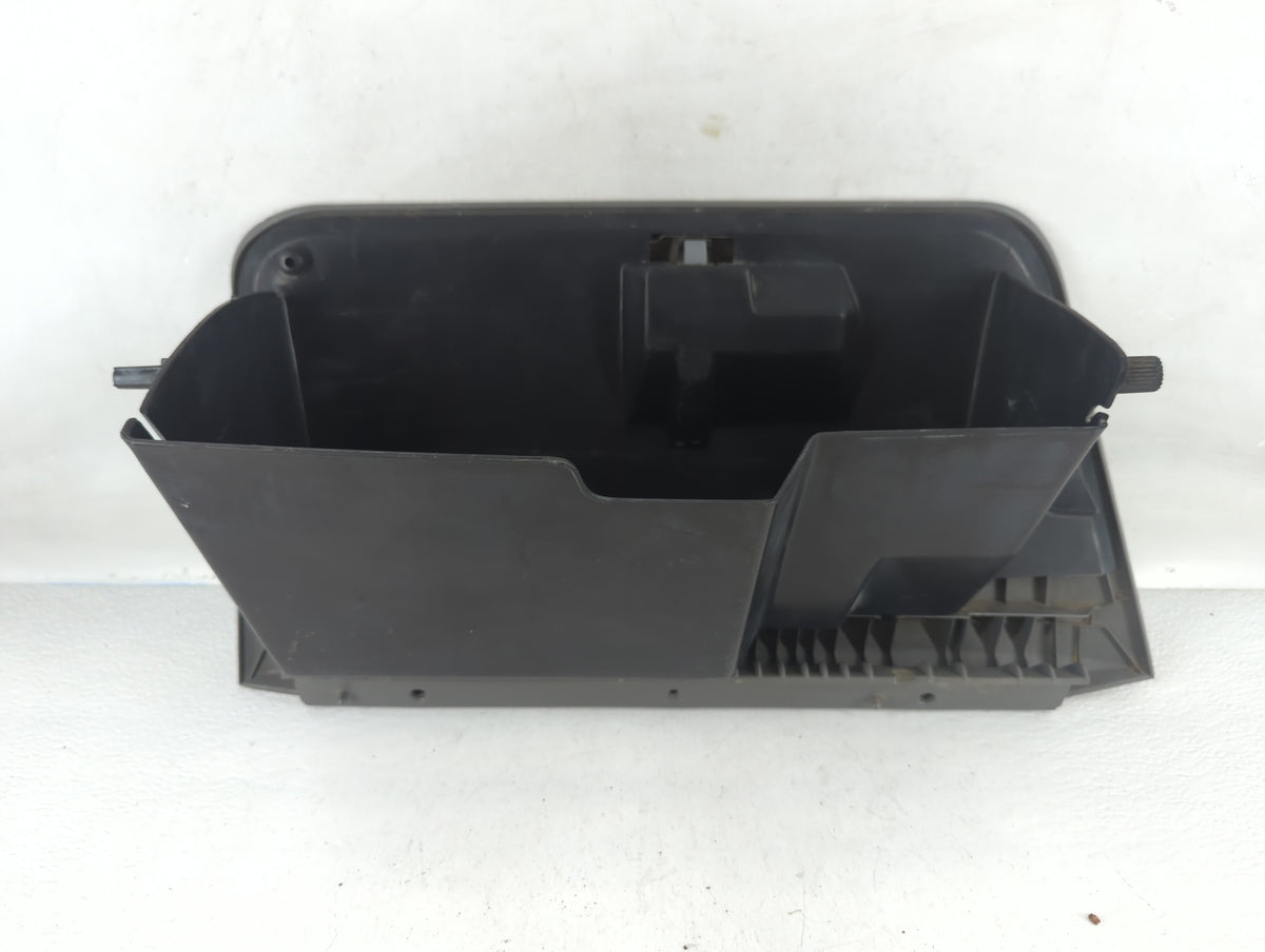 2005 Ford F-250 Super Duty Passenger Glove Box Door Storage Compartment - Oemusedautoparts1.com