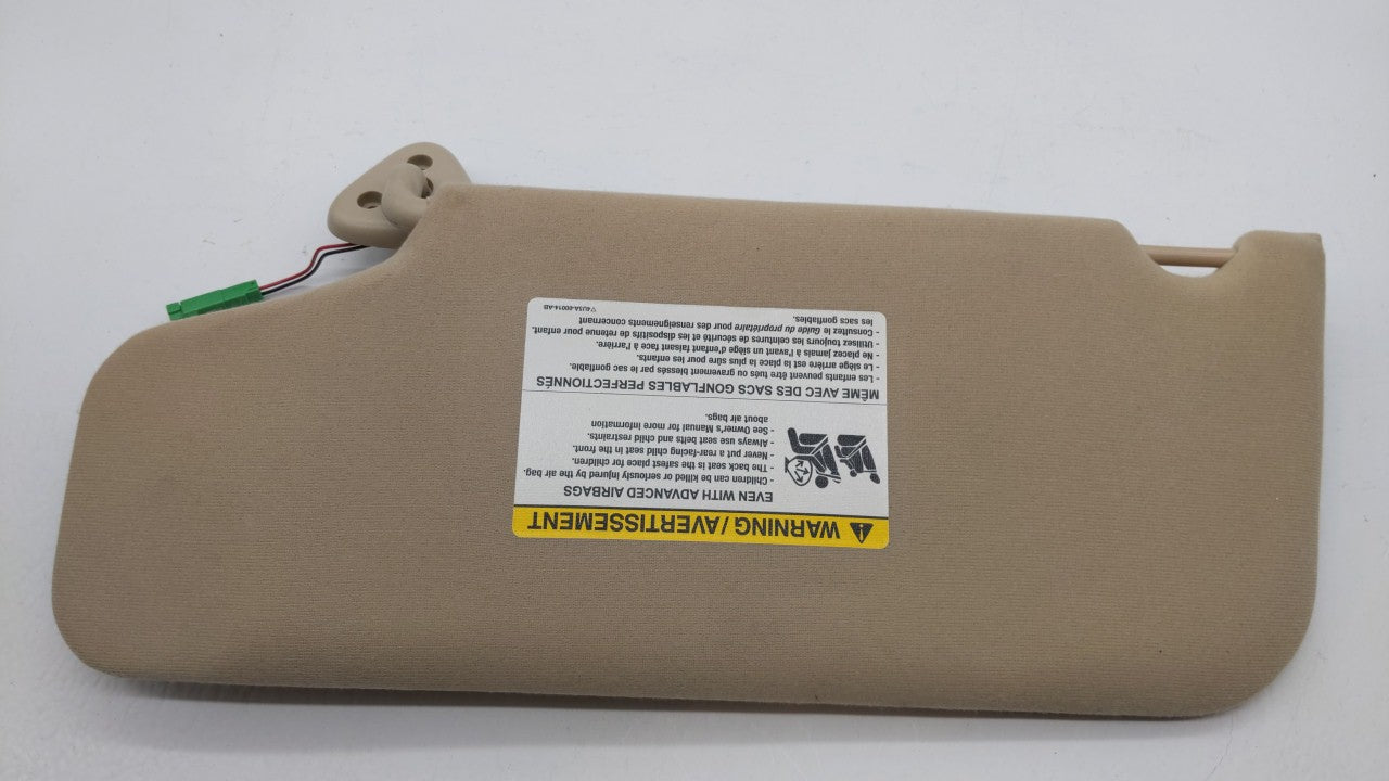 2005-2007 Ford Five Hundred Sun Visor Shade Replacement Passenger Right Mirror Fits Fits 2005 2006 2007 OEM Used Auto Parts