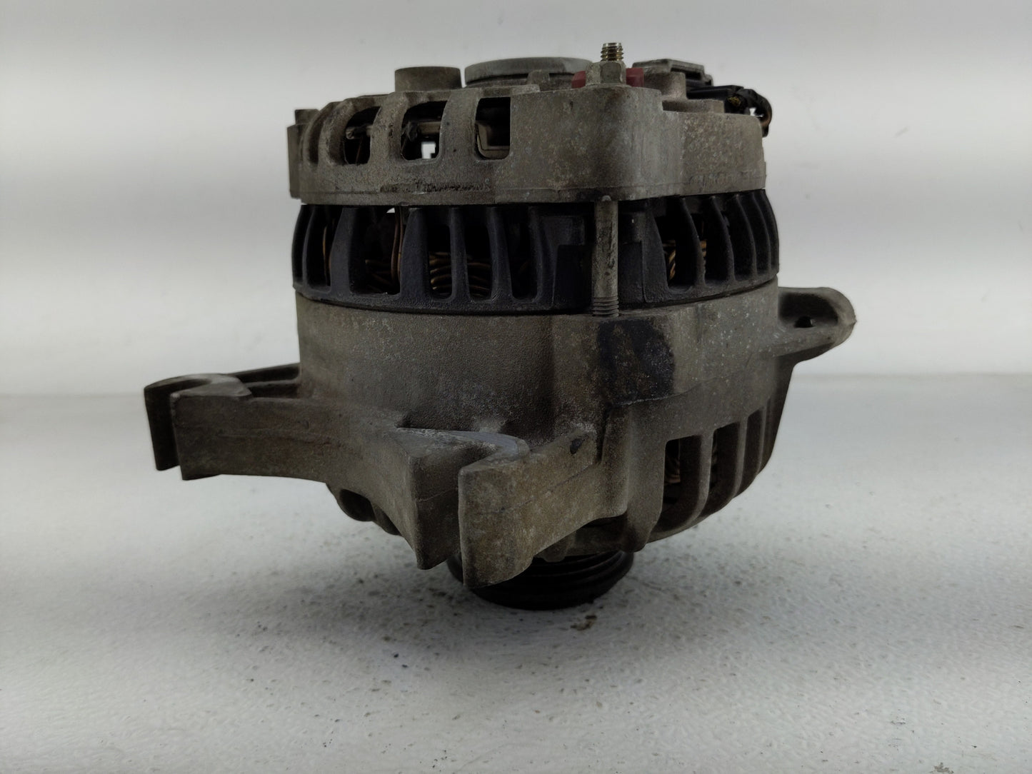 2005-2008 Ford Mustang Alternator Replacement Generator Charging Assembly Engine OEM Fits Fits 2005 2006 2007 2008 OEM Used