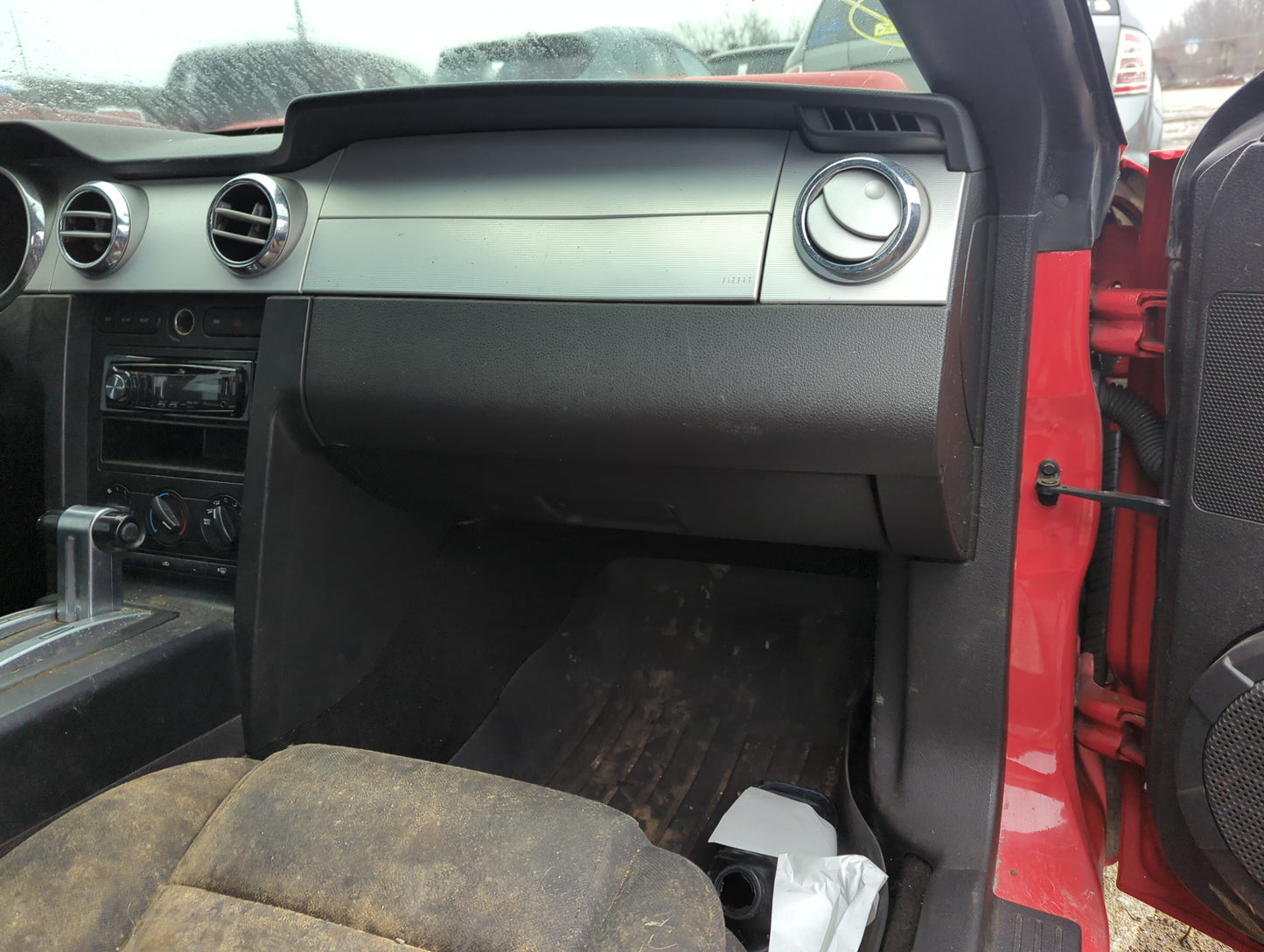 2005 Ford Mustang Passenger Glove Box Door Storage Compartment - Oemusedautoparts1.com