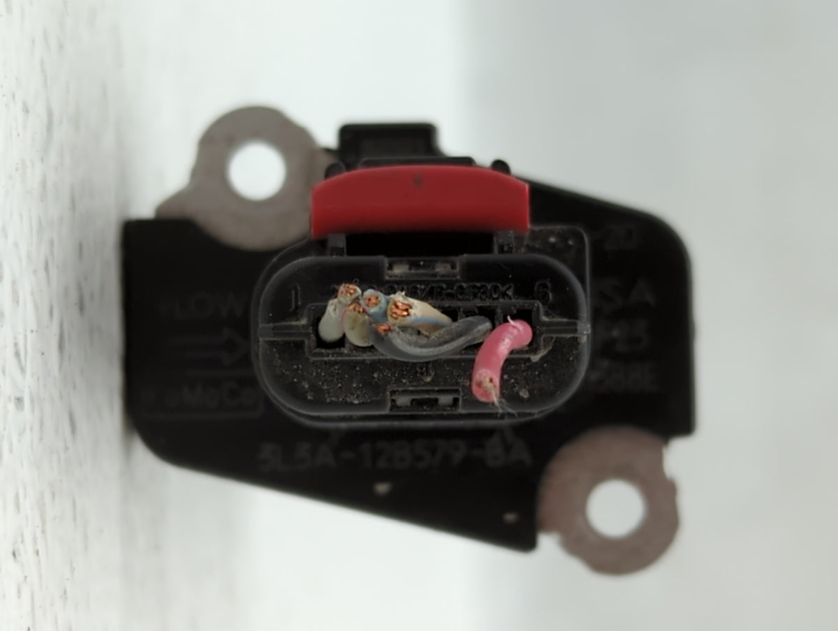 2005-2010 Ford Mustang Mass Air Flow Meter Maf Sensor 556509 - Oemusedautoparts1.com