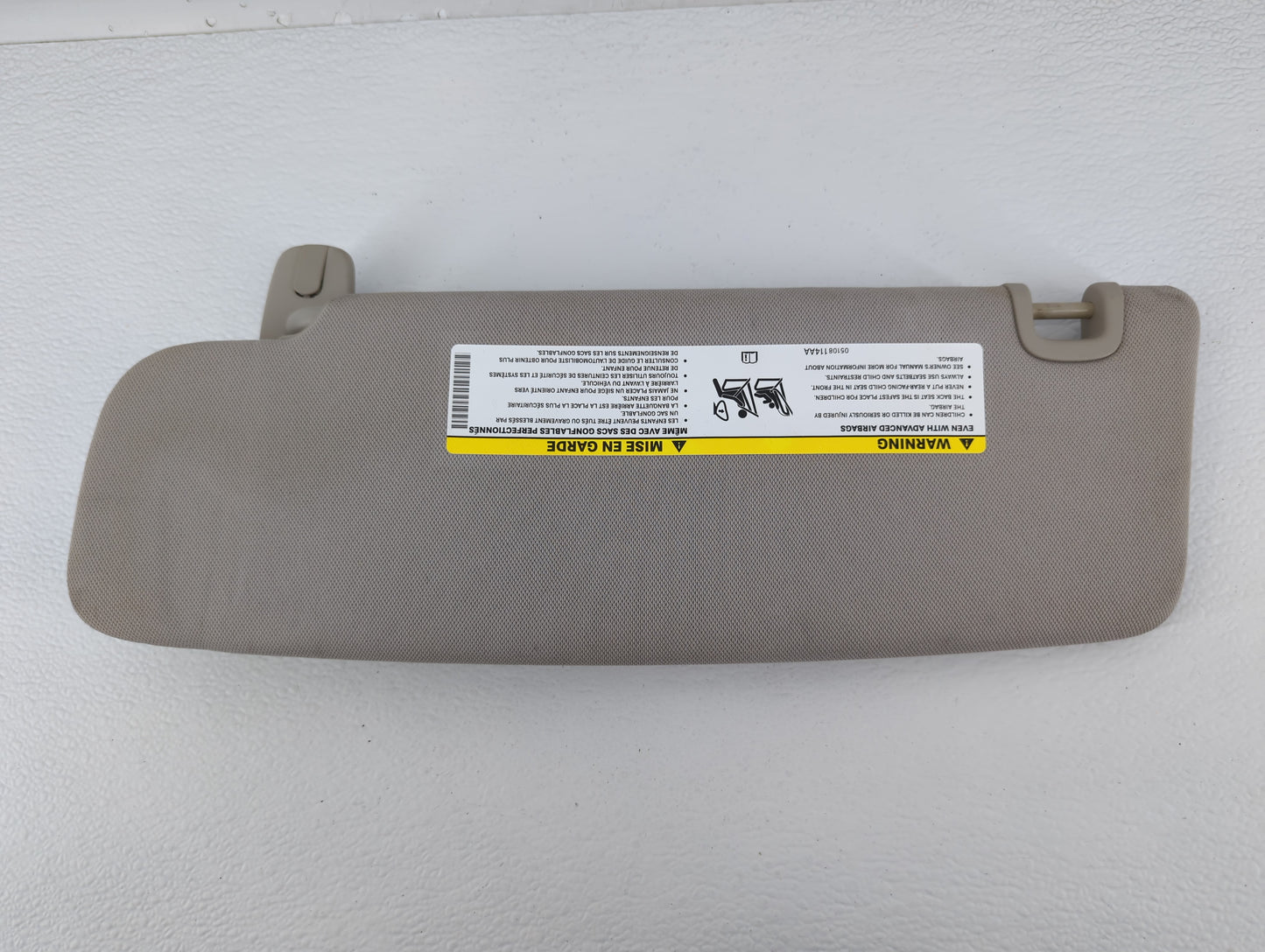 2005-2011 Ford Mustang Sun Visor Shade Replacement Driver Left Mirror Fits Fits 2005 2006 2007 2008 2009 2010 2011 OEM Used