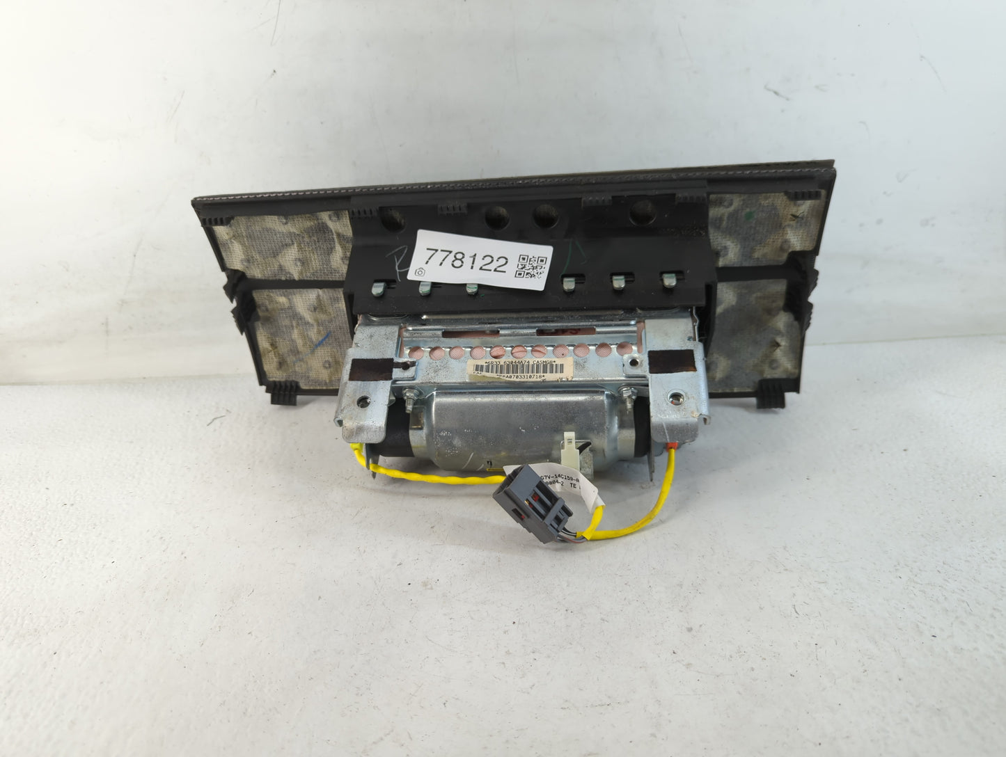 2005-2009 Ford Mustang Air Bag Passenger Right Dashboard Oem - Oemusedautoparts1.com
