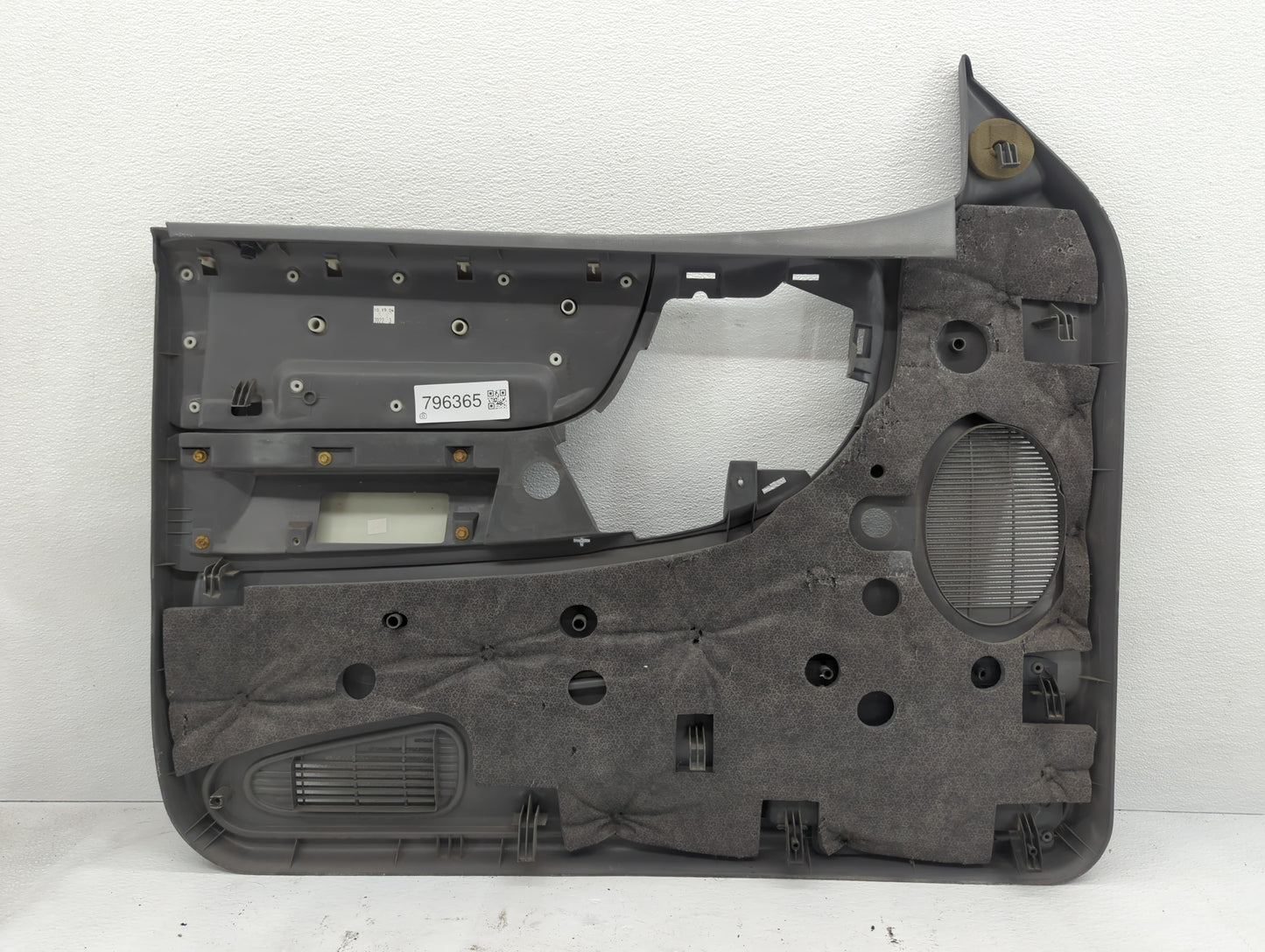 2005 Ford Ranger Front Right Passenger Interior Door Panel Trim - Oemusedautoparts1.com