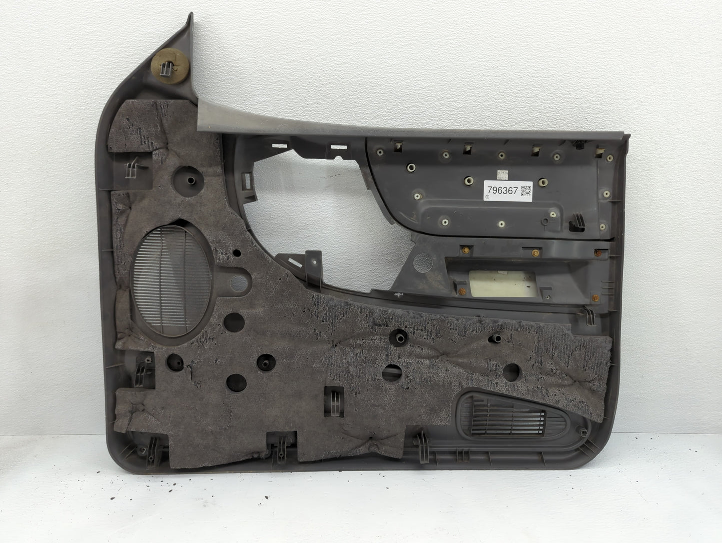 2005 Ford Ranger Front Left Driver Interior Door Panel Trim - Oemusedautoparts1.com