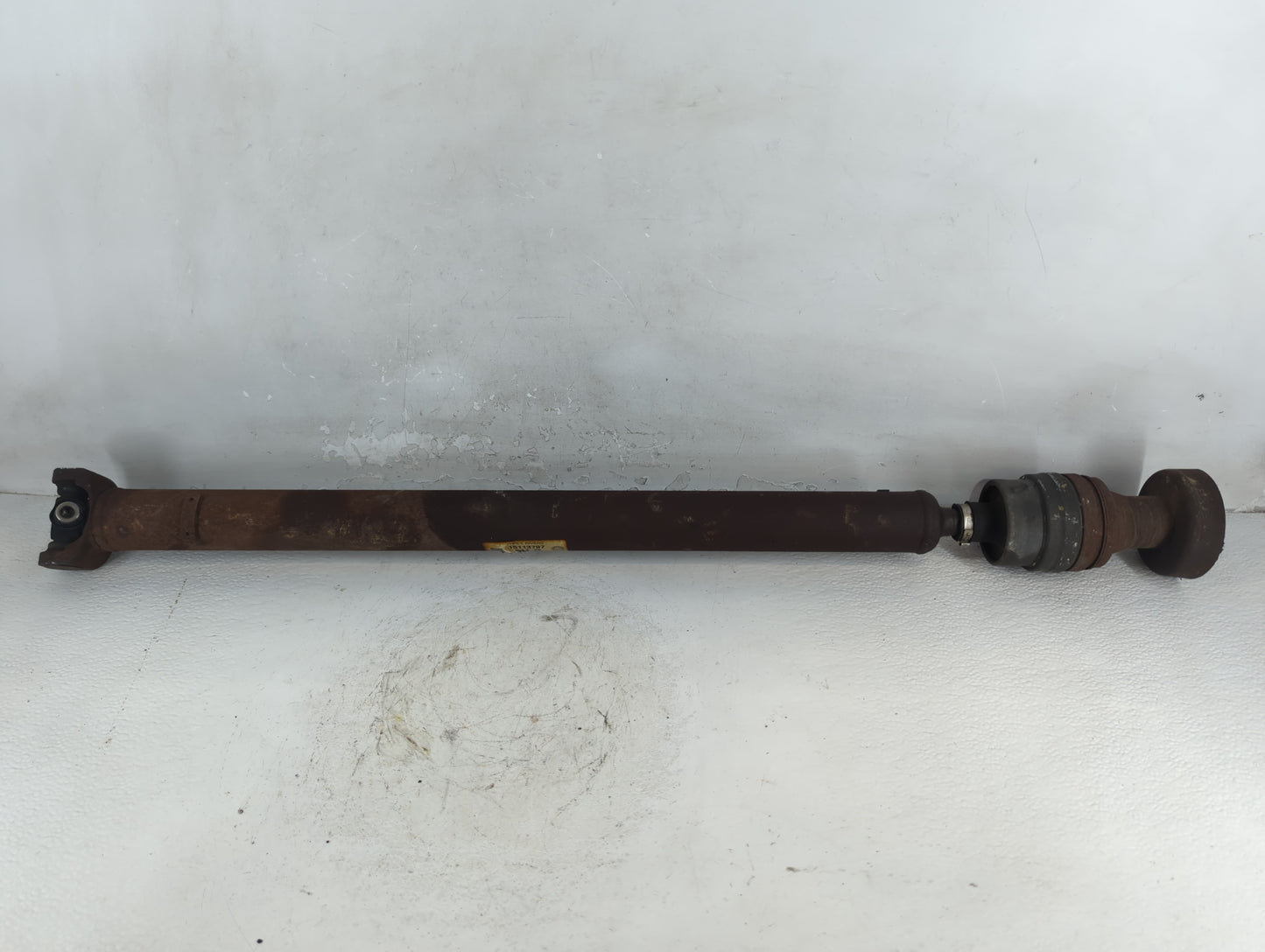 2002-2009 Gmc Envoy Front Driveshaft Oem 1049305 - Oemusedautoparts1.com