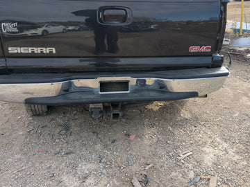 1999-2005 Gmc Sierra 1500 Rear Bumper Assembly Oem
