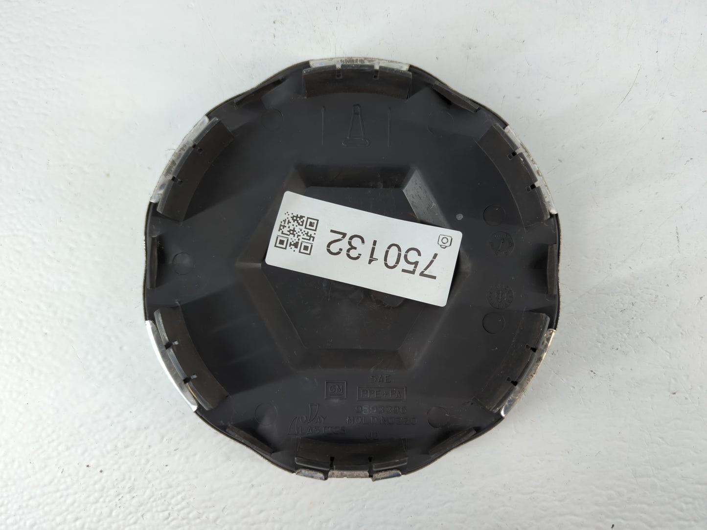 2005 Gmc Yukon Xl Rim Wheel Center Cap - Oemusedautoparts1.com