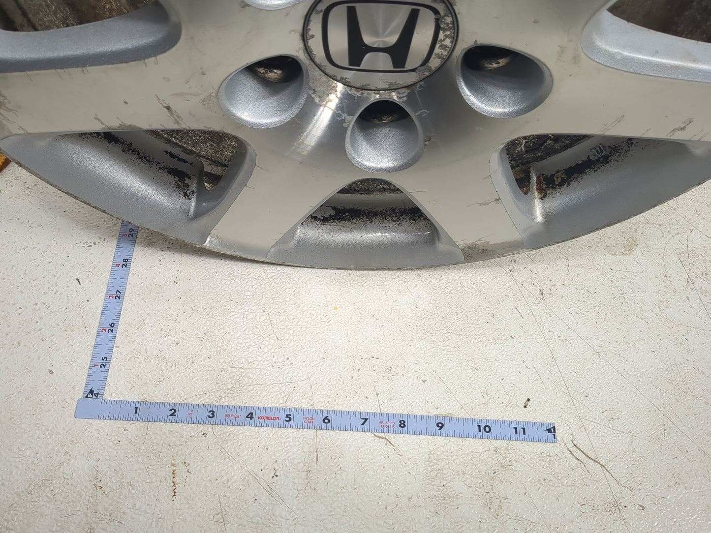 2004-2005 Honda Accord Oem Wheel Rim - Oemusedautoparts1.com