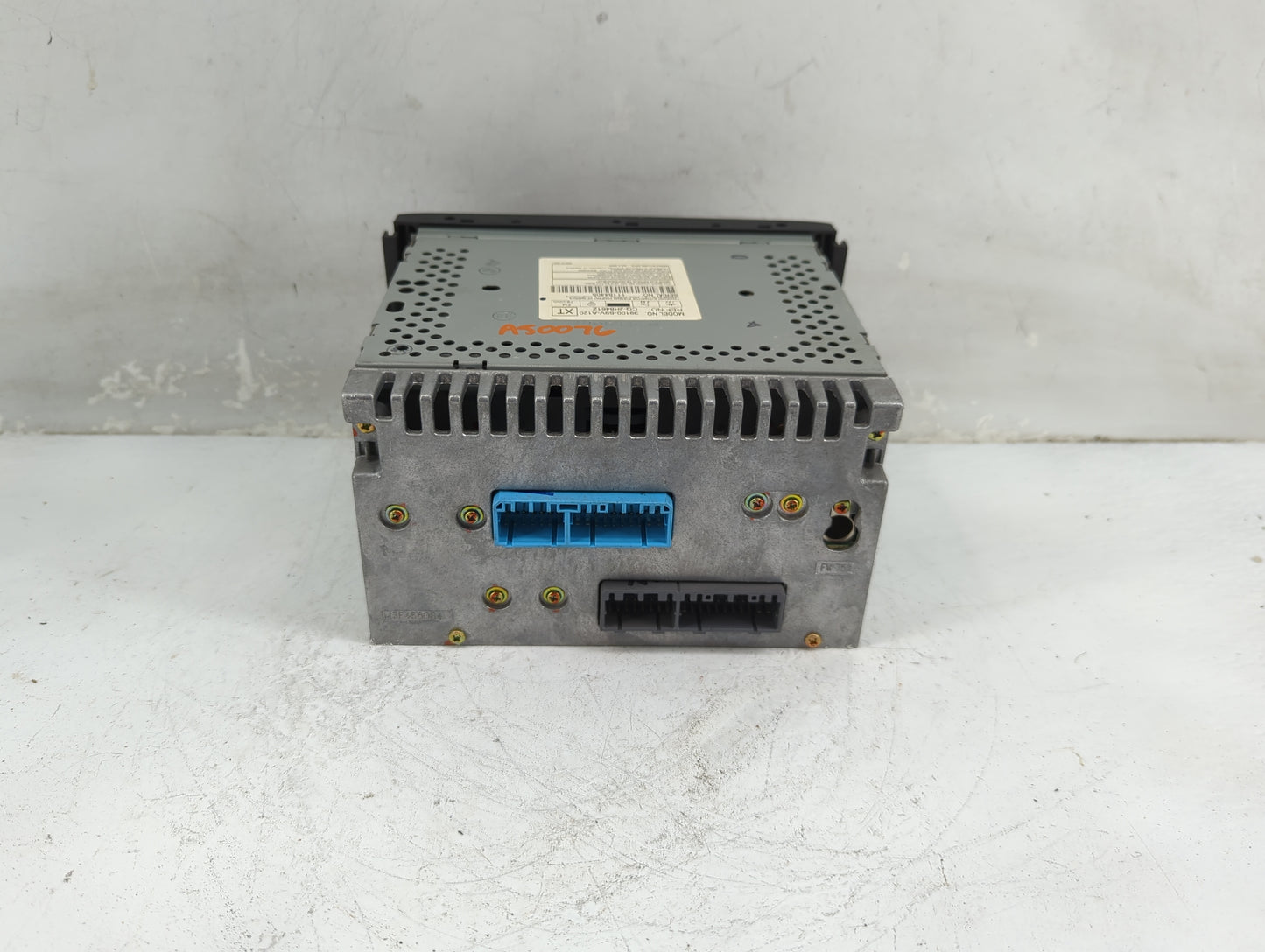 2003-2005 Honda Pilot Radio AM FM Cd Player Receiver Replacement P/N:39100-S9V-A120 CQ-JH8461Z Fits Fits 2003 2004 2005 OEM