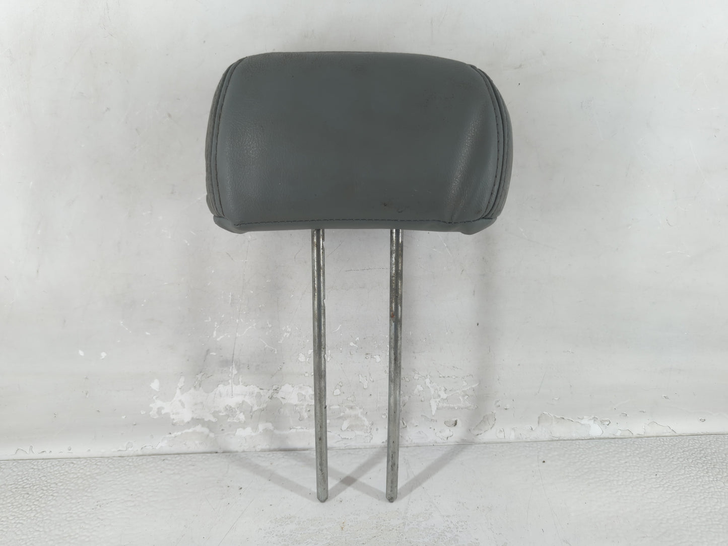 2005 Honda Pilot Headrest Head Rest Rear Seat Fits OEM Used Auto Parts - Oemusedautoparts1.com