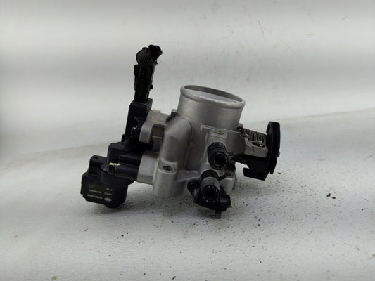 2001-2006 Hyundai Accent Throttle Body P/N:35150-22600 Fits Fits 2001 2002 2003 2004 2005 2006 OEM Used Auto Parts