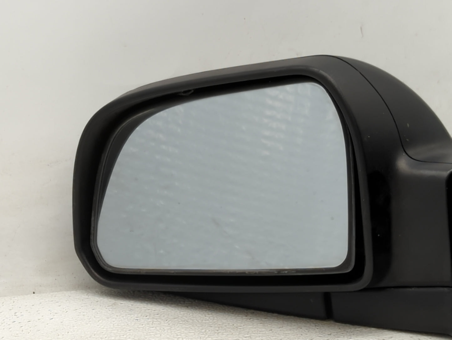 2005-2009 Hyundai Tucson Driver Side View Mirror - Left Door Mirror OEM Used - Oemusedautoparts1.com