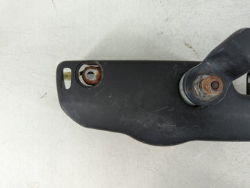 2005-2009 Hyundai Tucson Front Windshield Wiper Motor P/N:98700-2E001 Fits Fits 2005 2006 2007 2008 2009 OEM Used Auto Parts