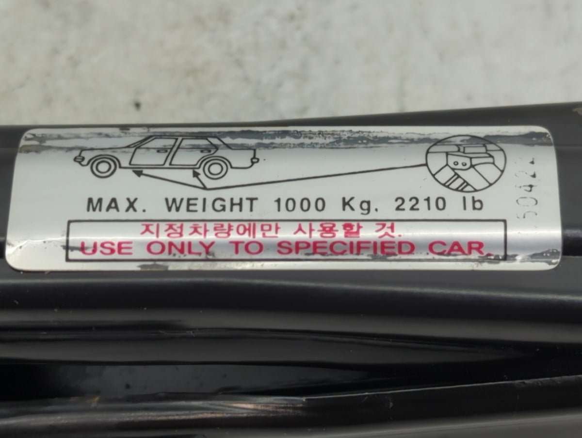 2005 Hyundai Xg350 Spare Scissor Car Jack - Oemusedautoparts1.com