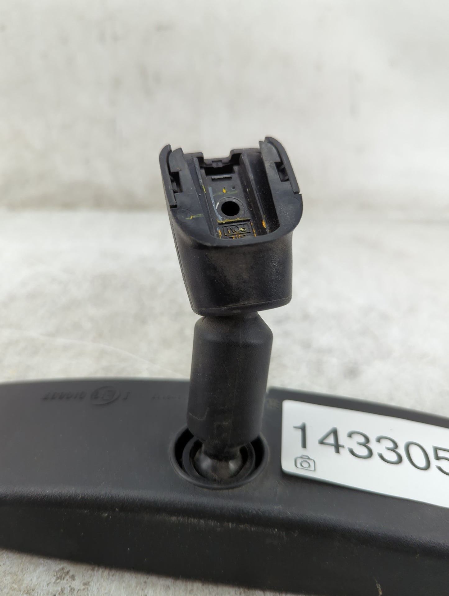2005 Infiniti G35 Interior Rear View Mirror Replacement OEM Fits OEM Used Auto Parts - Oemusedautoparts1.com