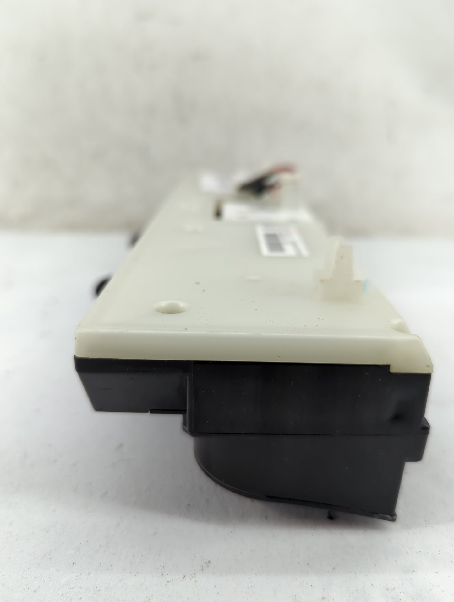 2005 Infiniti G35 Climate Control Module Temperature AC/Heater Replacement P/N:27760 AC705 Fits OEM Used Auto Parts - Oemuse
