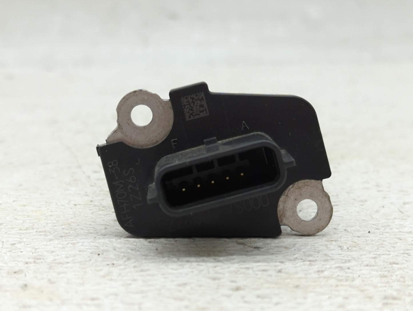 2003-2007 Infiniti G35 Mass Air Flow Meter Maf 399113 - Oemusedautoparts1.com
