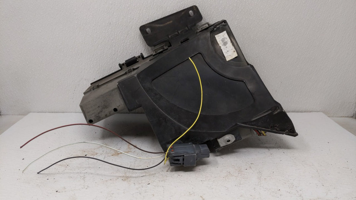 2004-2005 Jaguar S-Type Fusebox Fuse Box Panel Relay Module P/N:2R8T-14A075-CC Fits Fits 2004 2005 OEM Used Auto Parts - Oem