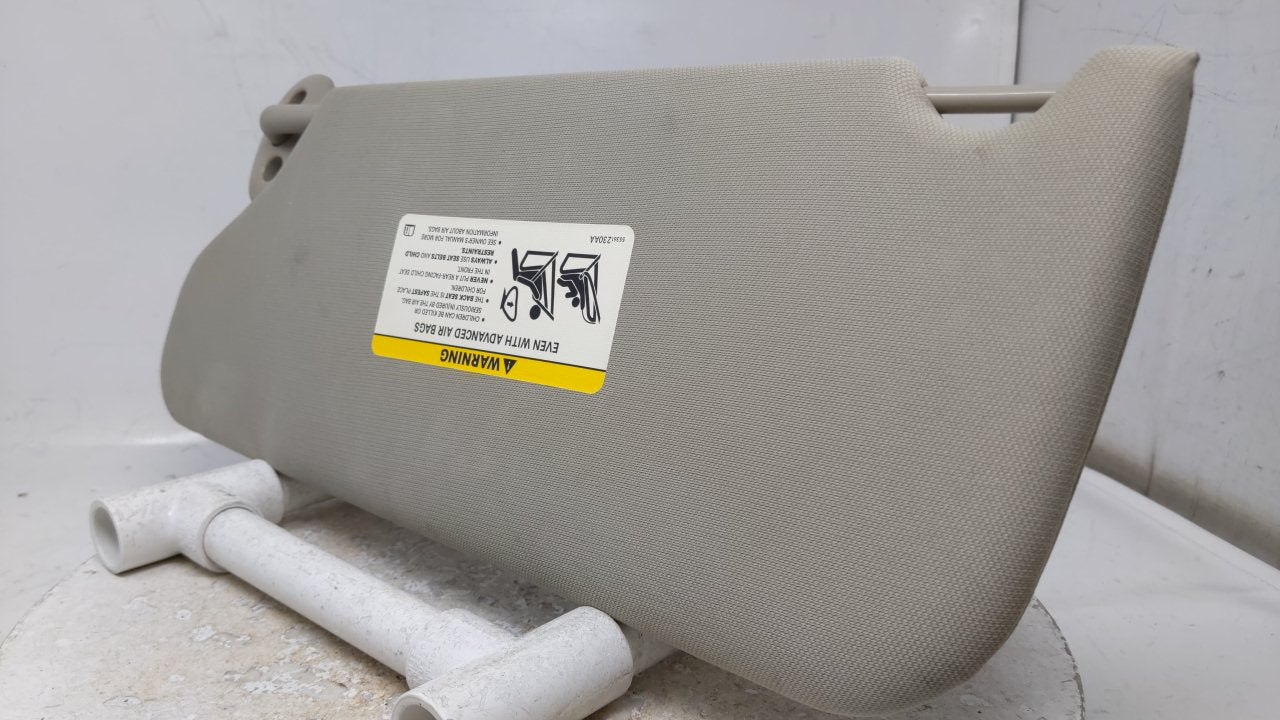 2005 Jeep Cherokee Sun Visor Shade Replacement Passenger Right Mirror Fits OEM Used Auto Parts - Oemusedautoparts1.com