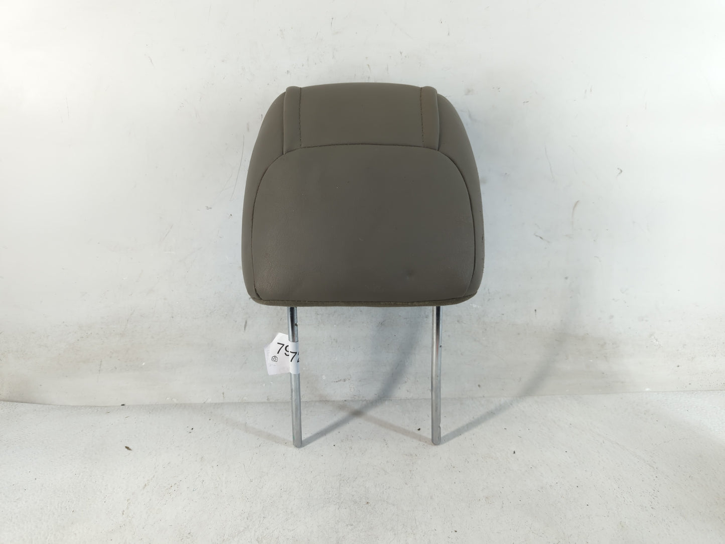 2005 Jeep Grand Cherokee Headrest Head Rest Front Driver Passenger Seat Fits OEM Used Auto Parts - Oemusedautoparts1.com