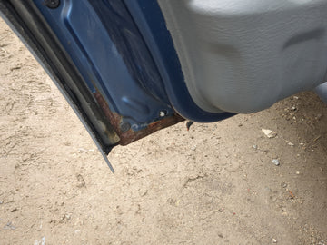 2002-2007 Jeep Liberty Driver Rear Door Oem