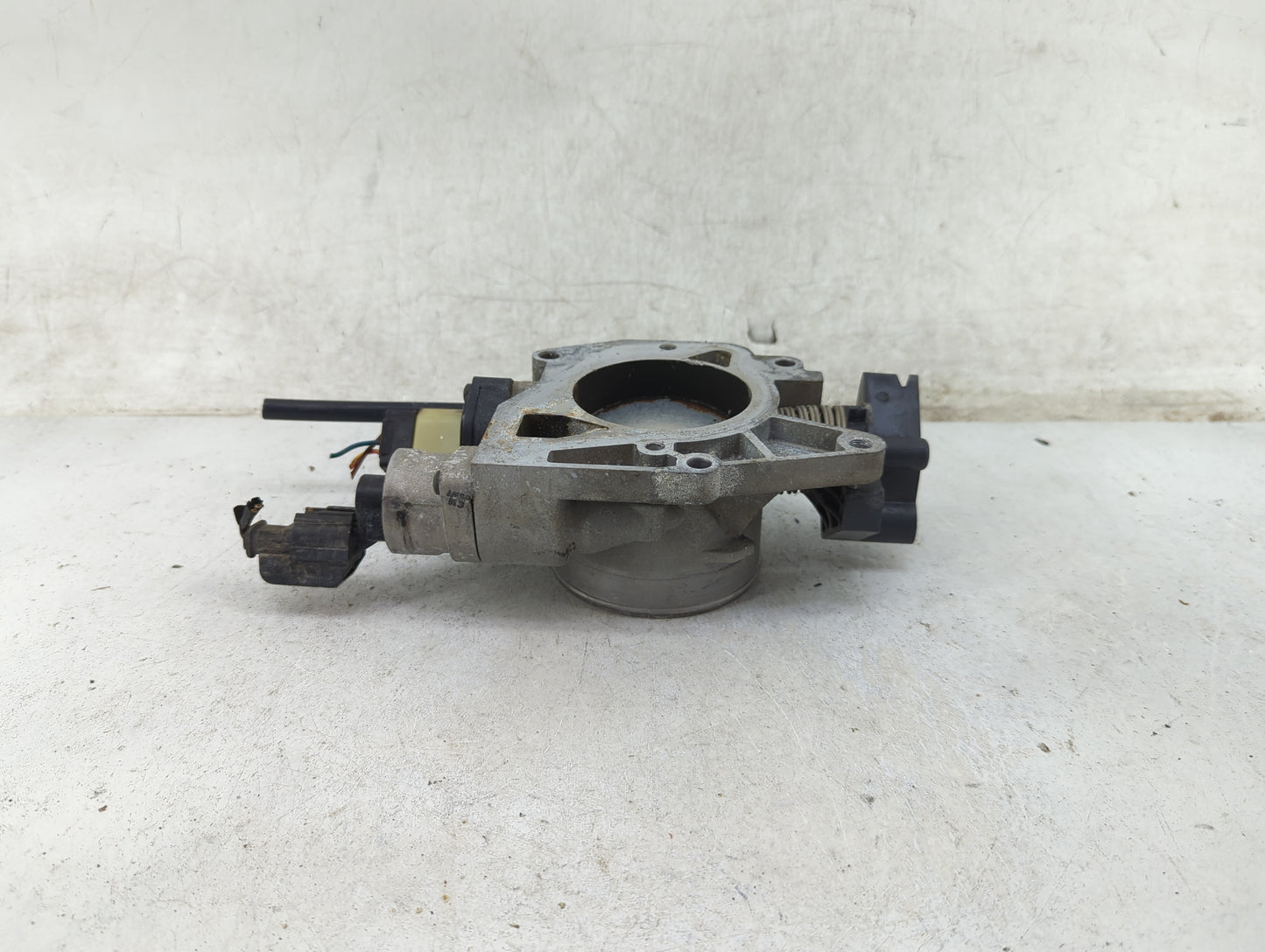 2005-2006 Jeep Liberty Throttle Body Fits Fits 2005 2006 OEM Used Auto Parts - Oemusedautoparts1.com