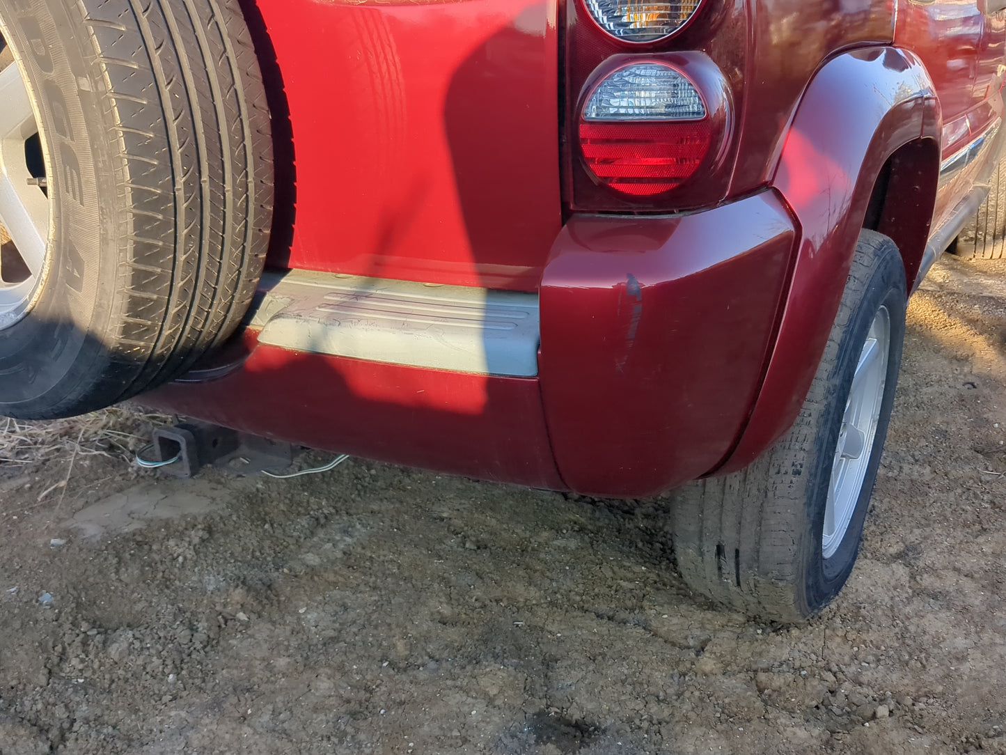 2002-2007 Jeep Liberty Rear Bumper Assembly Oem - Oemusedautoparts1.com