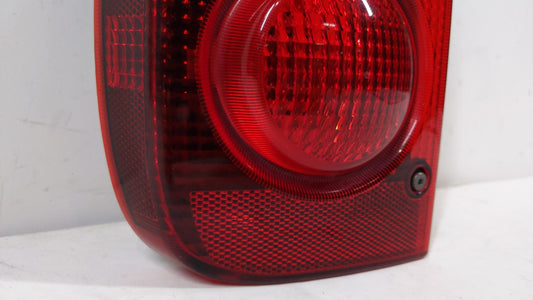 2004-2005 Land Rover Freelander Tail Light Assembly Driver Left OEM Fits Fits 2004 2005 OEM Used Auto Parts