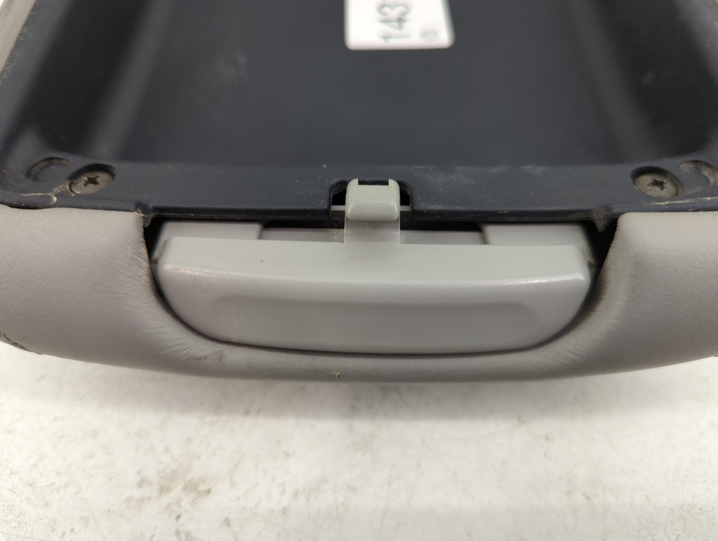 2005 Lexus Es330 Center Console Armrest Cover Lid Fits OEM Used Auto Parts - Oemusedautoparts1.com