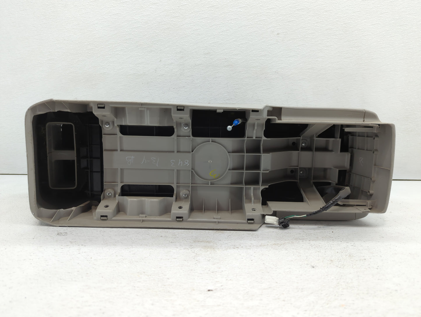 2005 Lexus Rx330 Center Floor Console P/N:58813-0E010 Fits OEM Used Auto Parts - Oemusedautoparts1.com