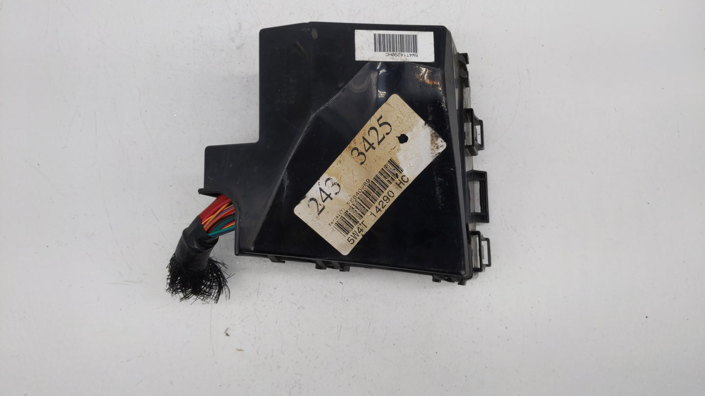2005 Lincoln Ls Fusebox Fuse Box Panel Relay Module P/N:5W4T-14290-HC Fits OEM Used Auto Parts - Oemusedautoparts1.com
